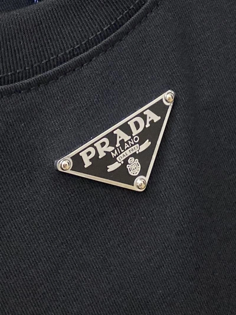 SmoothTexture Prada T-Shirts 169098