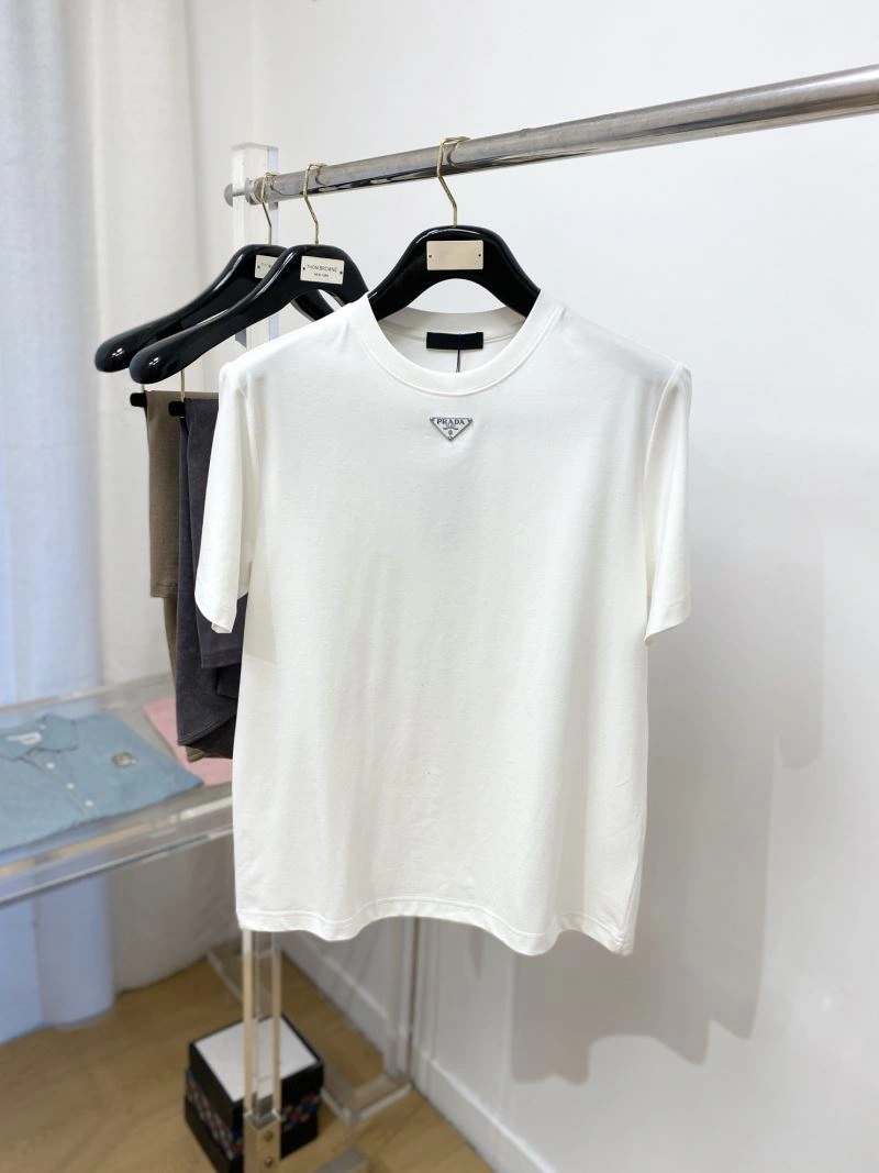 Flexible Prada T-Shirts 169066