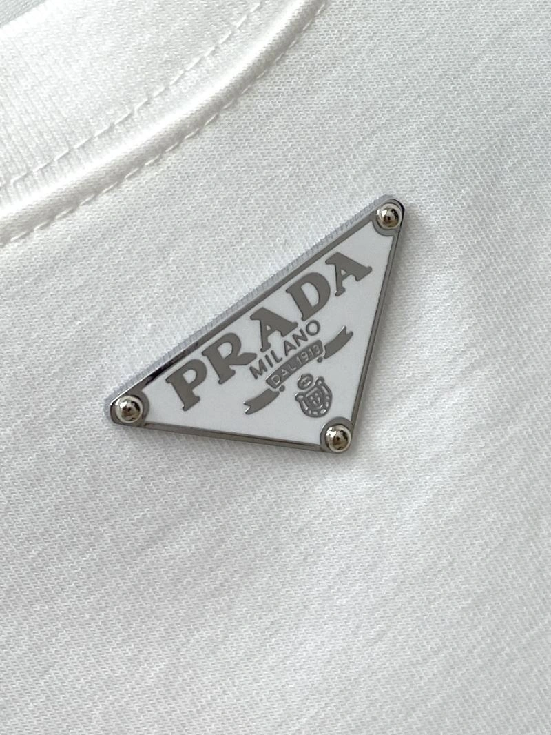 Flexible Prada T-Shirts 169066