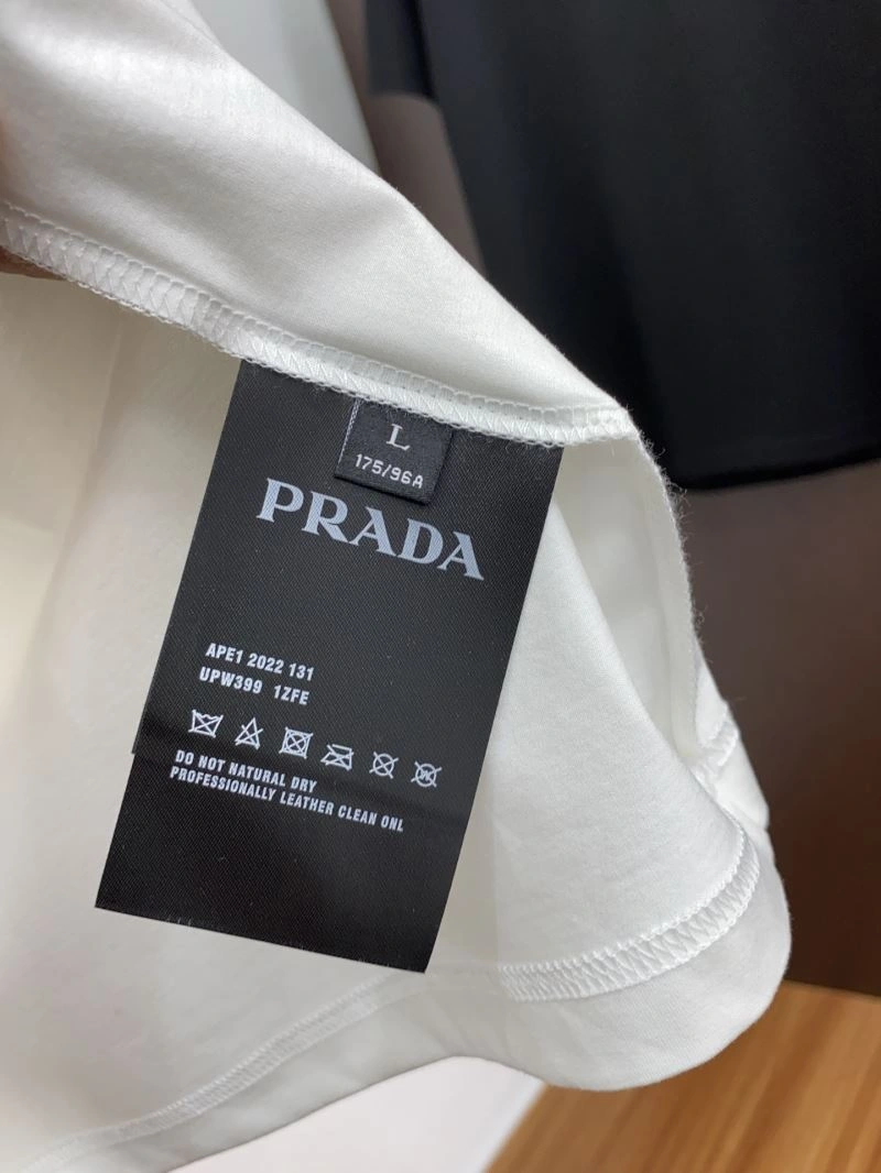 NewStyle Prada T-Shirts 169061