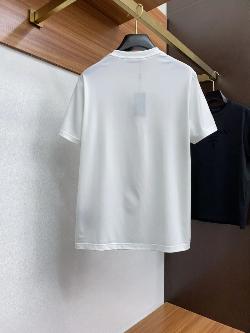 NewStyle Prada T-Shirts 169061