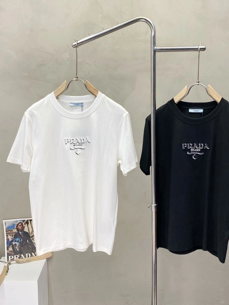 Breathable Prada T-Shirts 169060