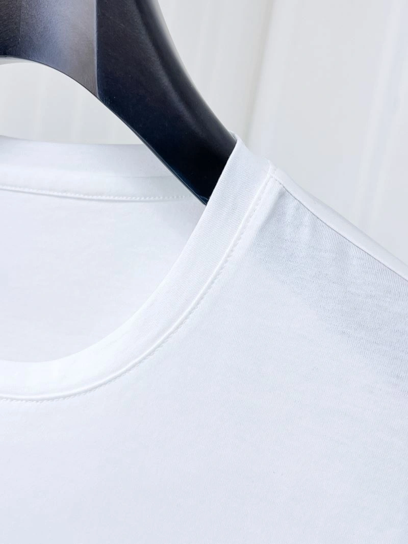 Comfortable Prada T-Shirts 169056
