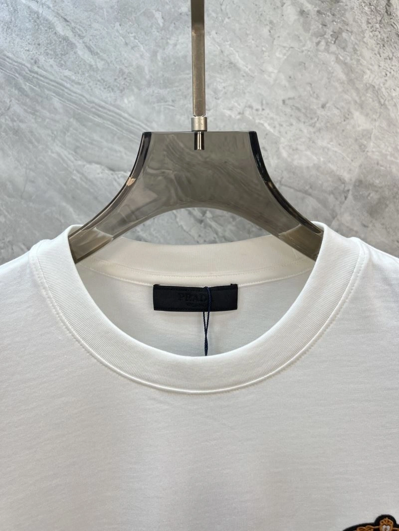 EyeCatching Prada T-Shirts 169053
