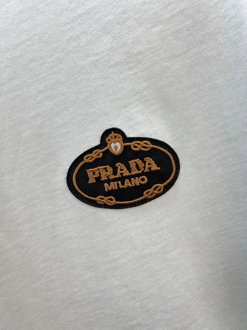 EyeCatching Prada T-Shirts 169053