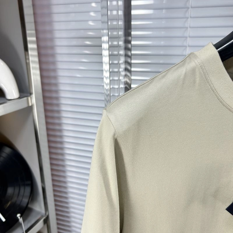WeatherProof Prada T-Shirts 169043