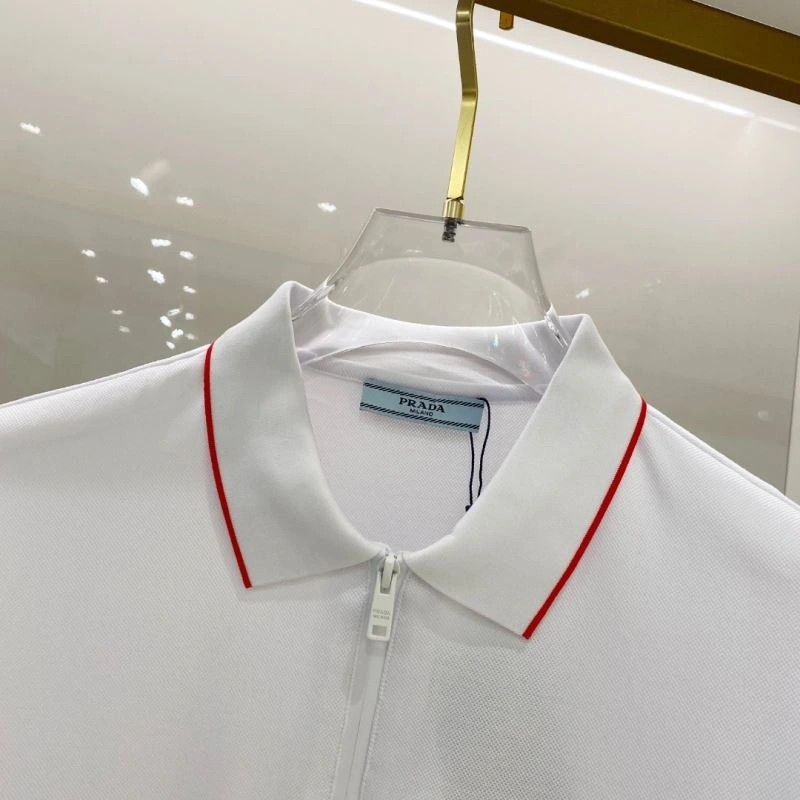 Prada T-Shirts Minimalist 168716