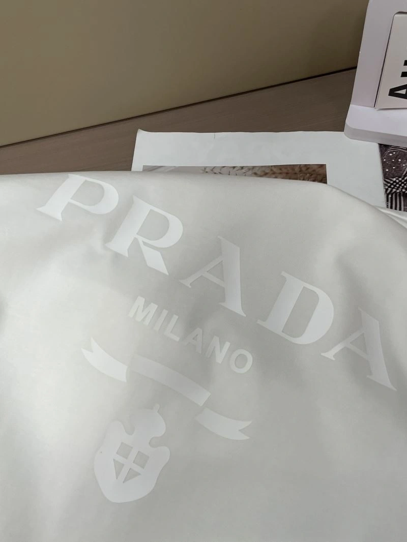 Prada T-Shirts QuickDry 168718