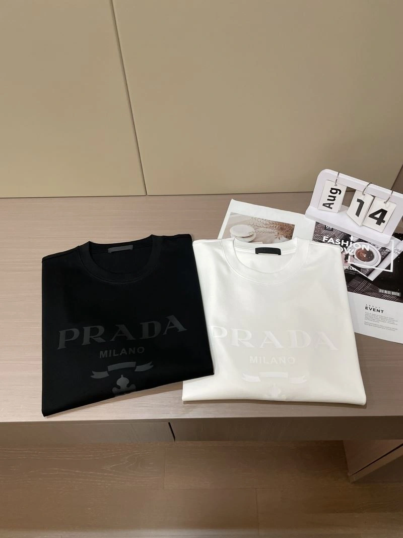 RelaxedFit Prada T-Shirts 168714