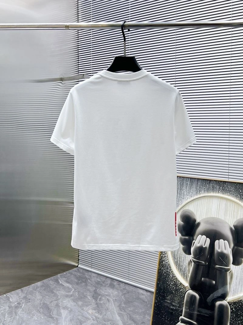 Elegant Prada T-Shirts 168712