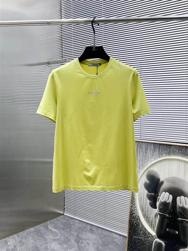 Prada T-Shirts WaterResistant 168713