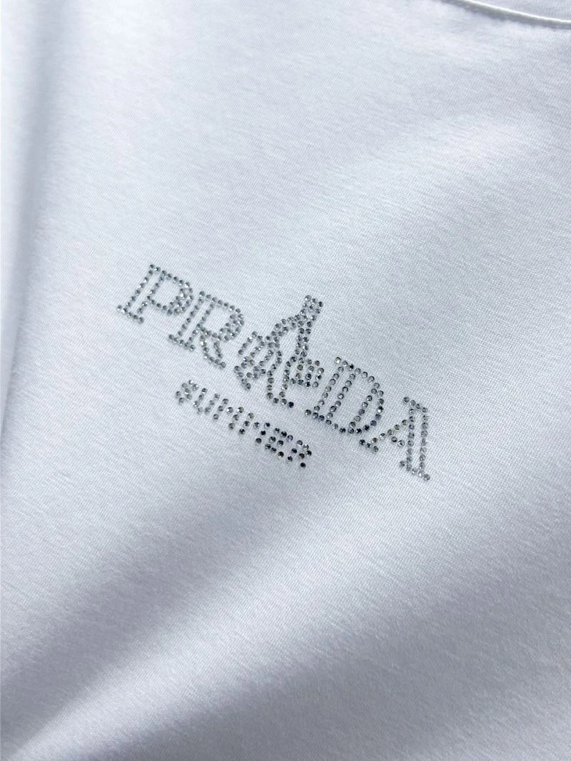 Prada T-Shirts WaterResistant 168713