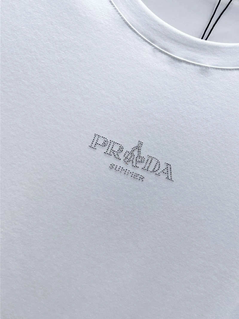 Prada T-Shirts WaterResistant 168713
