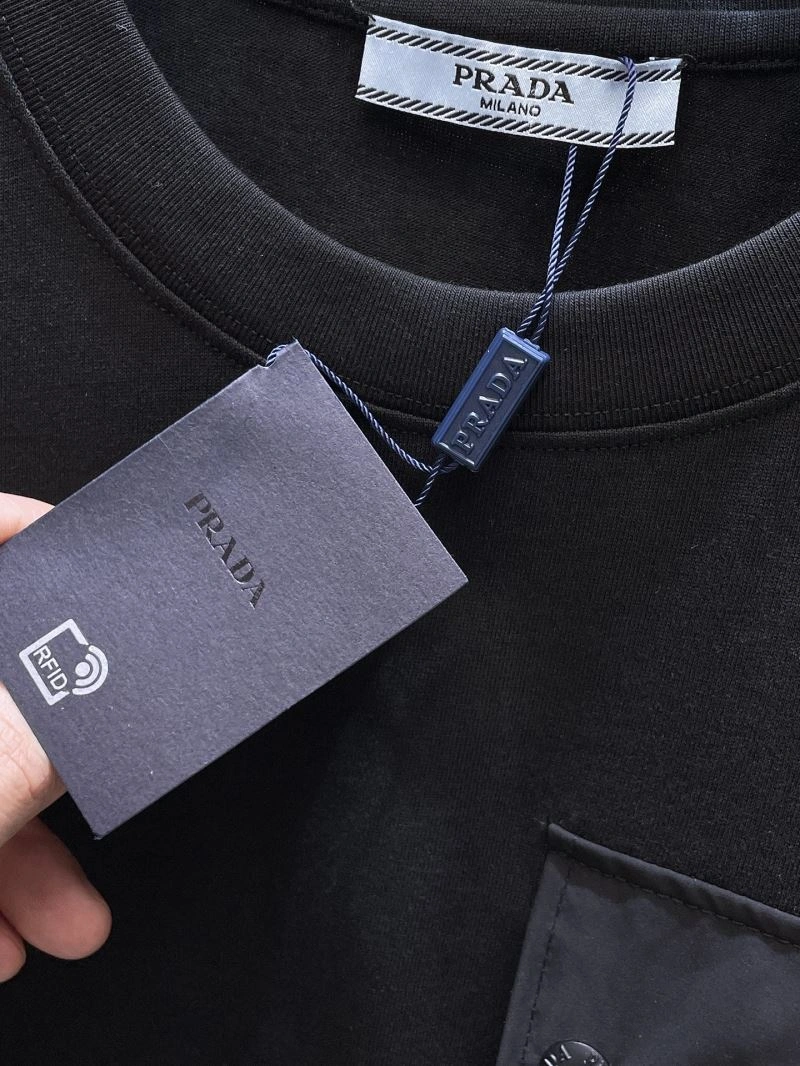 Premium Prada T-Shirts 168699