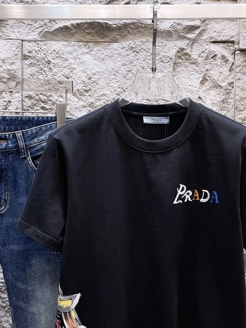 Premium Prada T-Shirts 168725