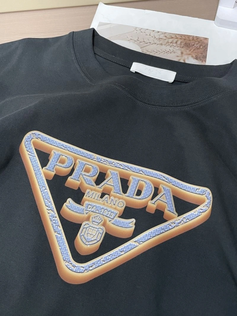 Youthful Prada T-Shirts 168704