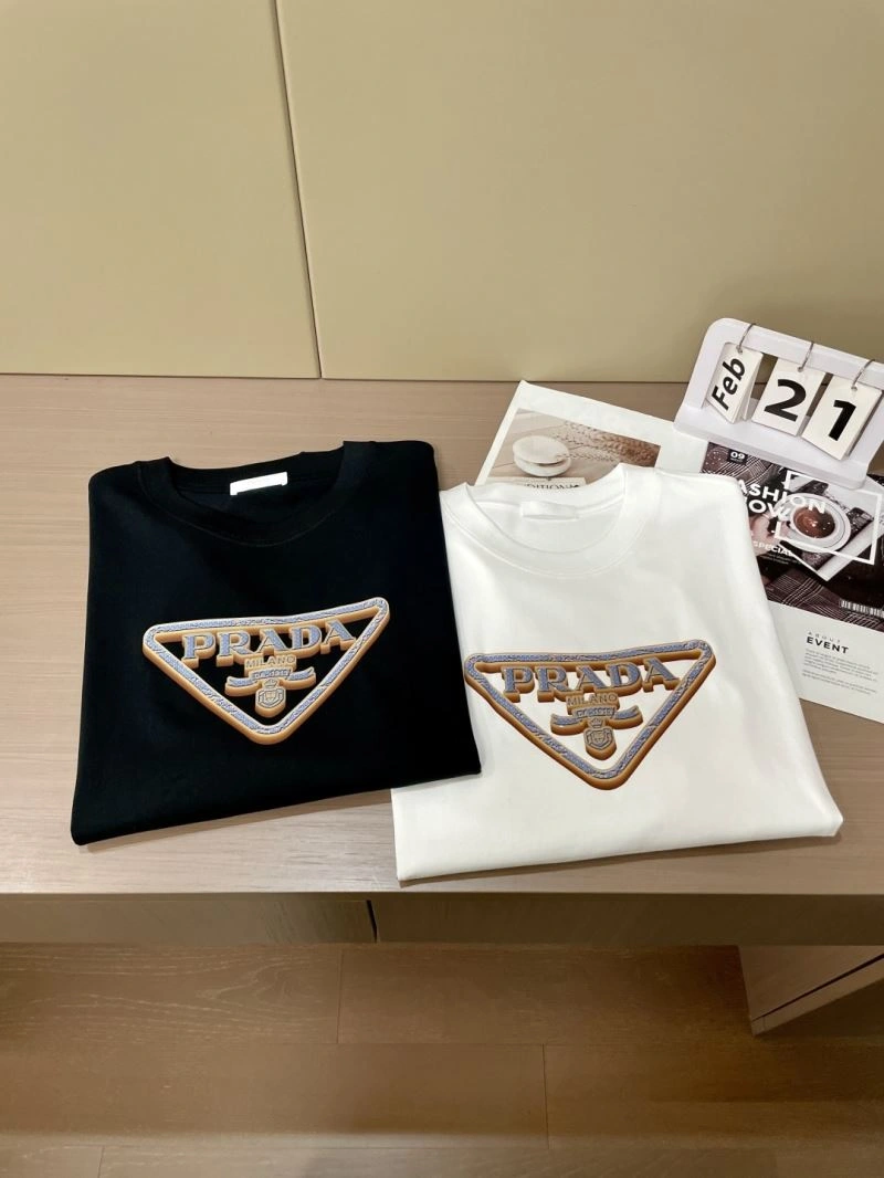 Youthful Prada T-Shirts 168704