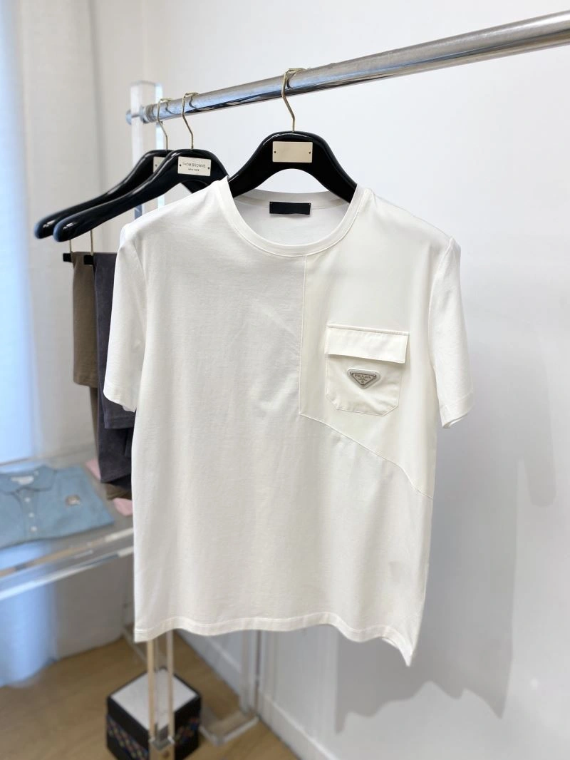 RelaxedFit Prada T-Shirts 168700