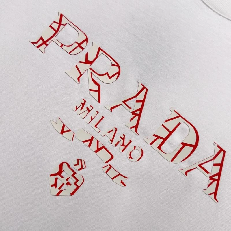 Prada T-Shirts Minimalist 168703