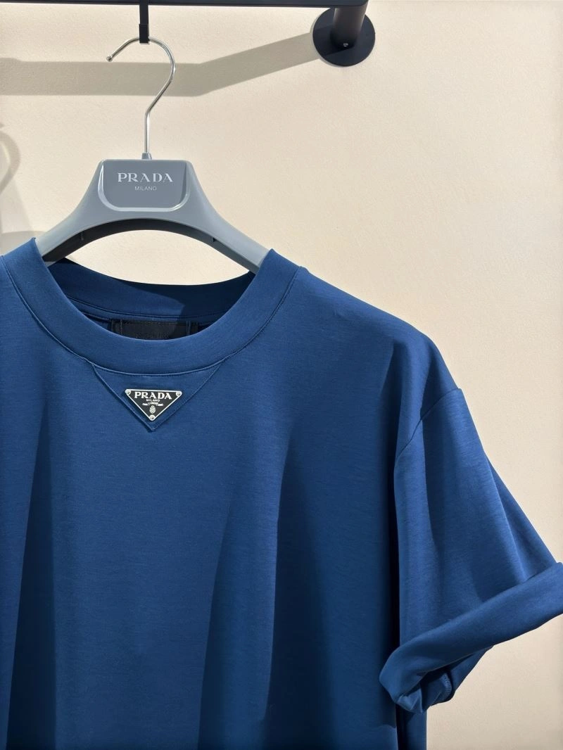 Breathable Prada T-Shirts 168693