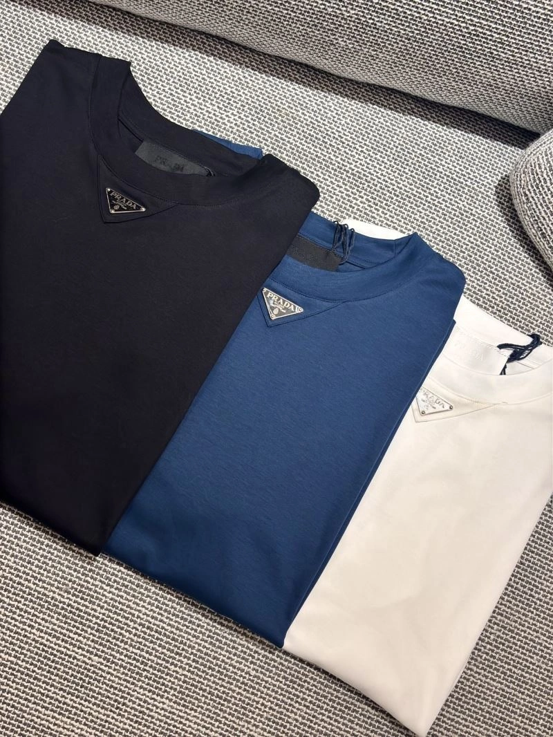 Breathable Prada T-Shirts 168693