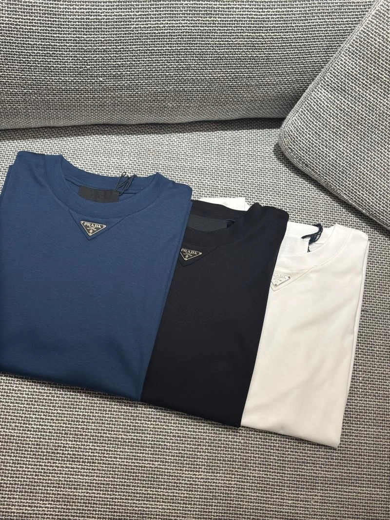 Breathable Prada T-Shirts 168693