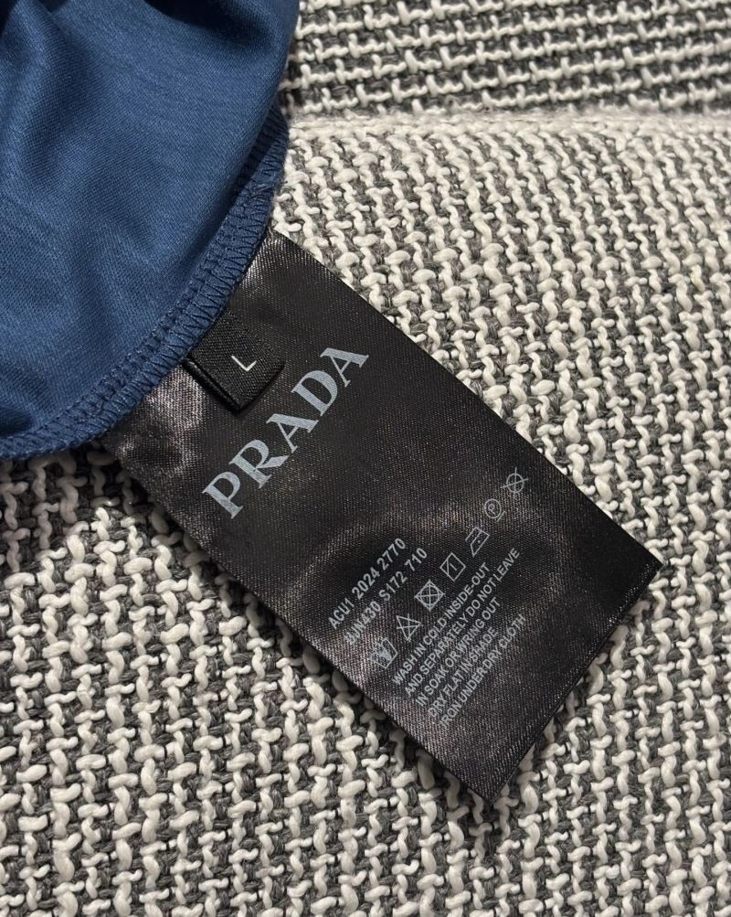 Breathable Prada T-Shirts 168693