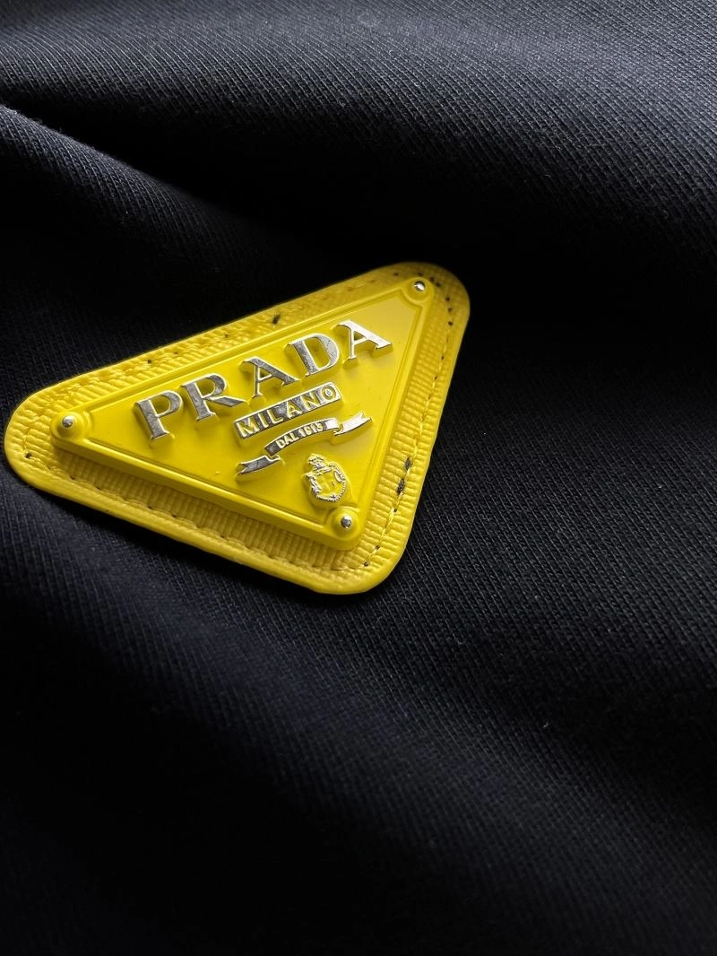 Prada T-Shirts Neat 168695