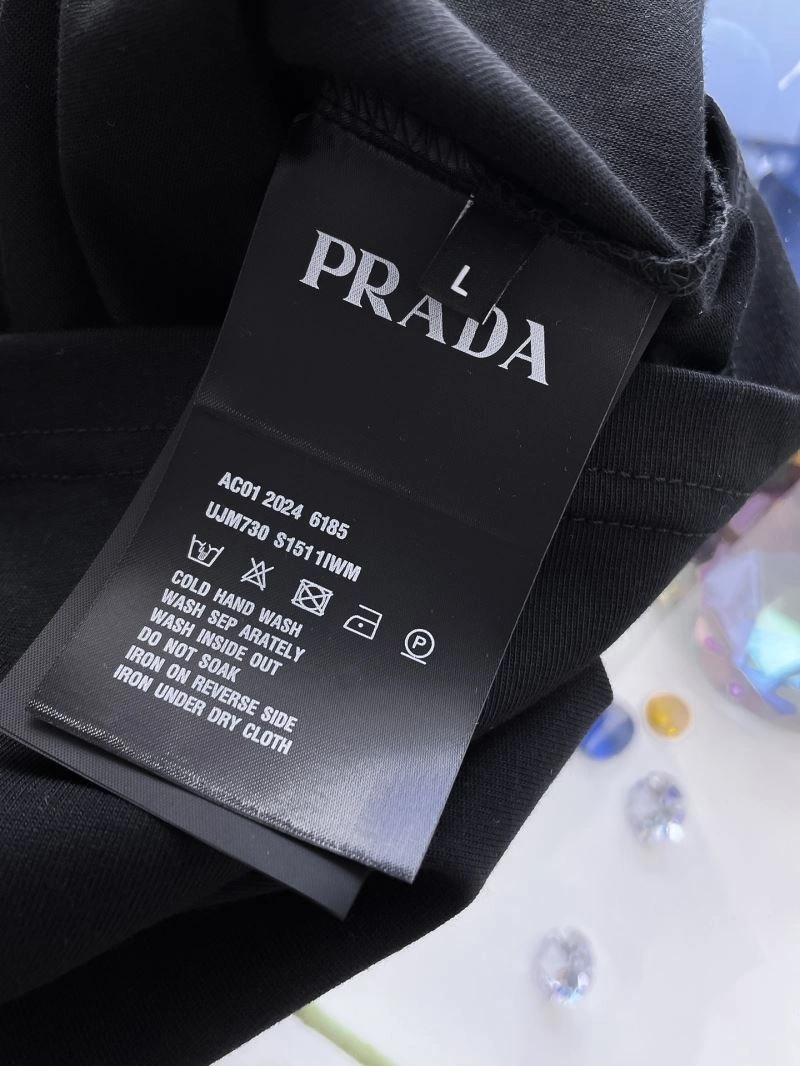 Prada T-Shirts Neat 168695