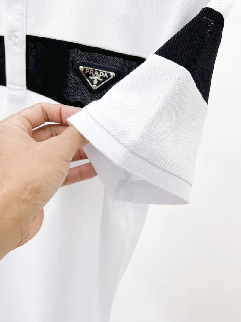 Compact Prada T-Shirts 168687