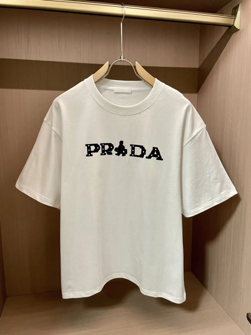 Prada T-Shirts Breathable 168681
