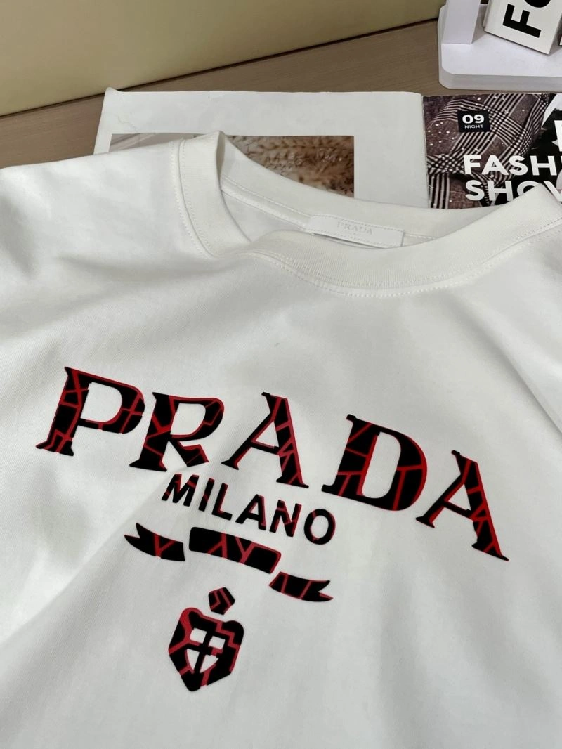 FreshLook Prada T-Shirts 168669