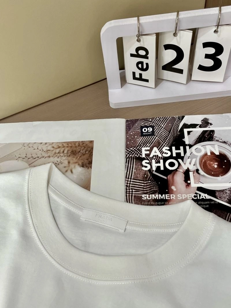 Prada T-Shirts UrbanChic 168665