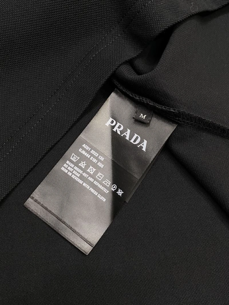 Prada T-Shirts Effortless 168666