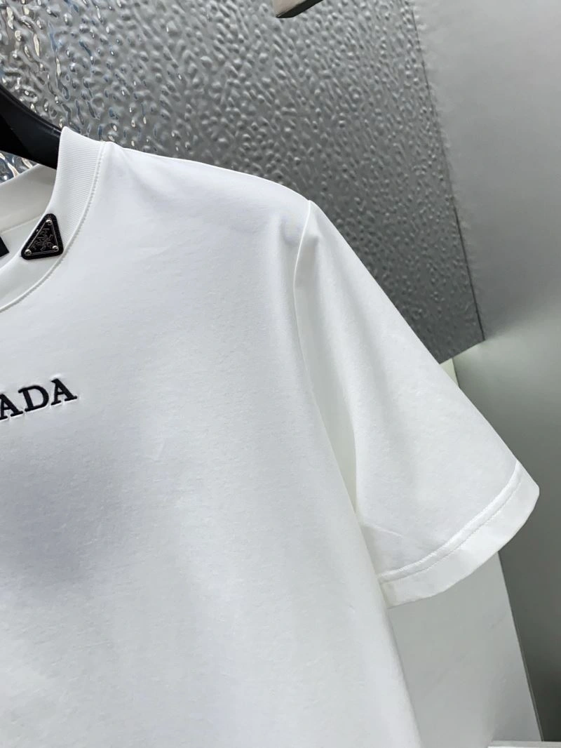 Prada T-Shirts BestValue 168679
