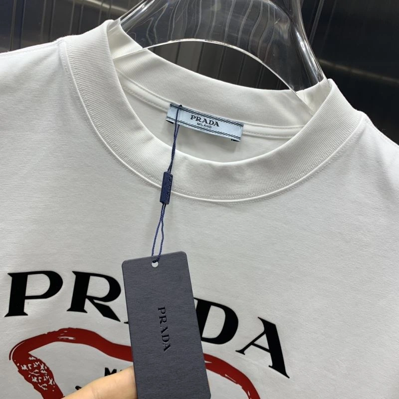 Prada T-Shirts Lightweight 168676