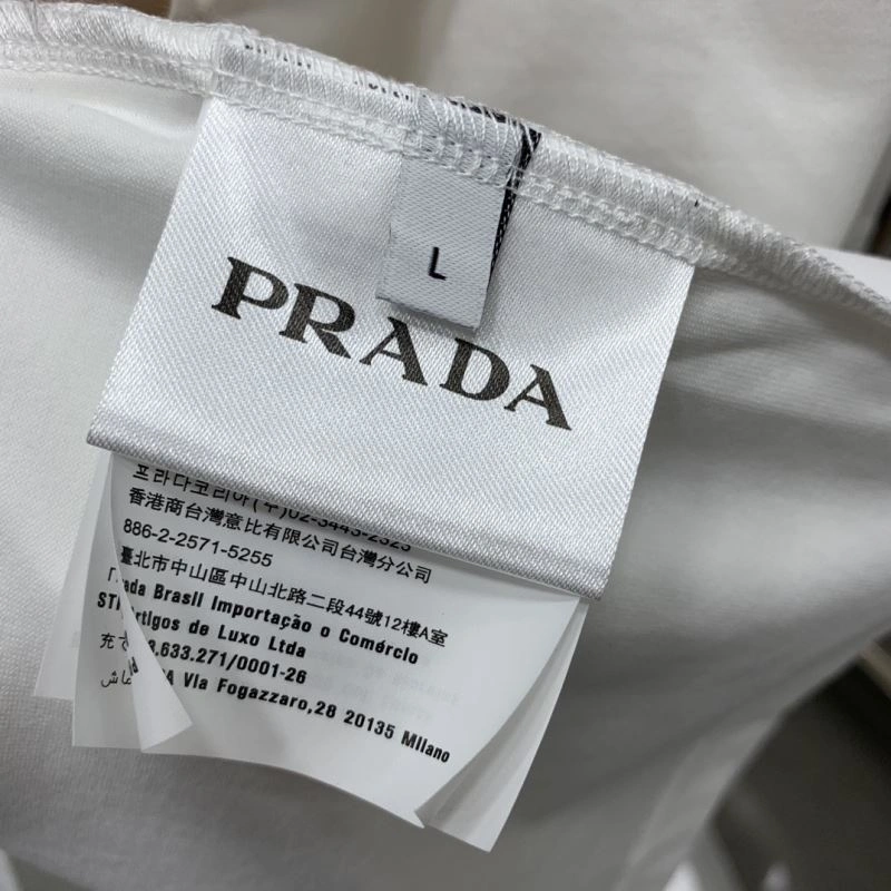 Prada T-Shirts GoAnywhere 168673