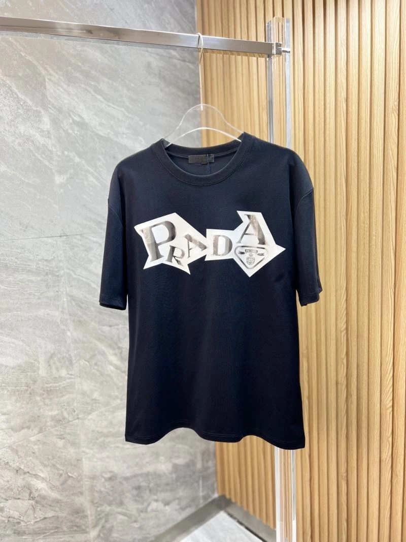 Supportive Prada T-Shirts 168674