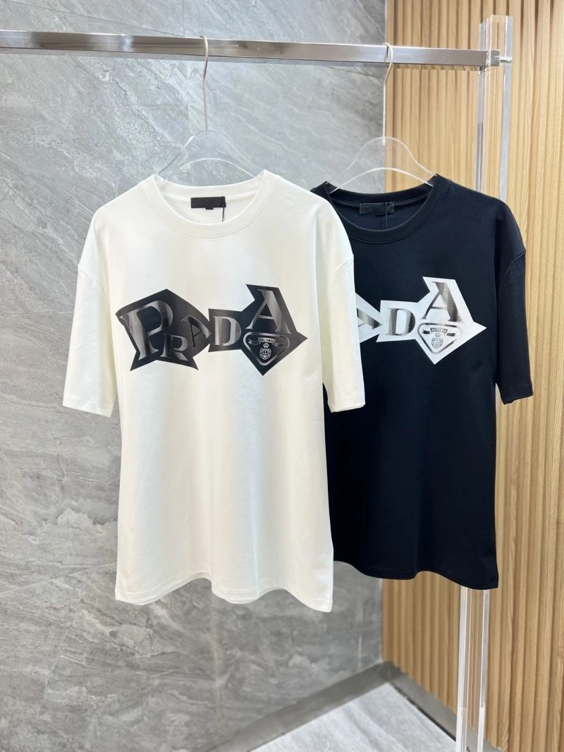 Supportive Prada T-Shirts 168674