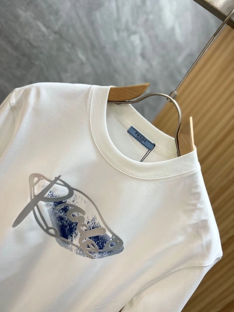 Packable Prada T-Shirts 168660