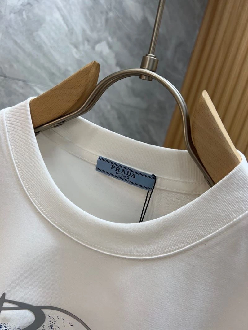 Packable Prada T-Shirts 168660