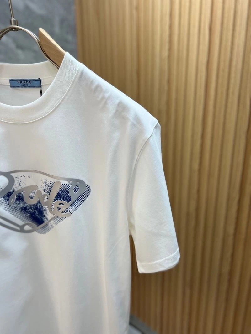 Packable Prada T-Shirts 168660