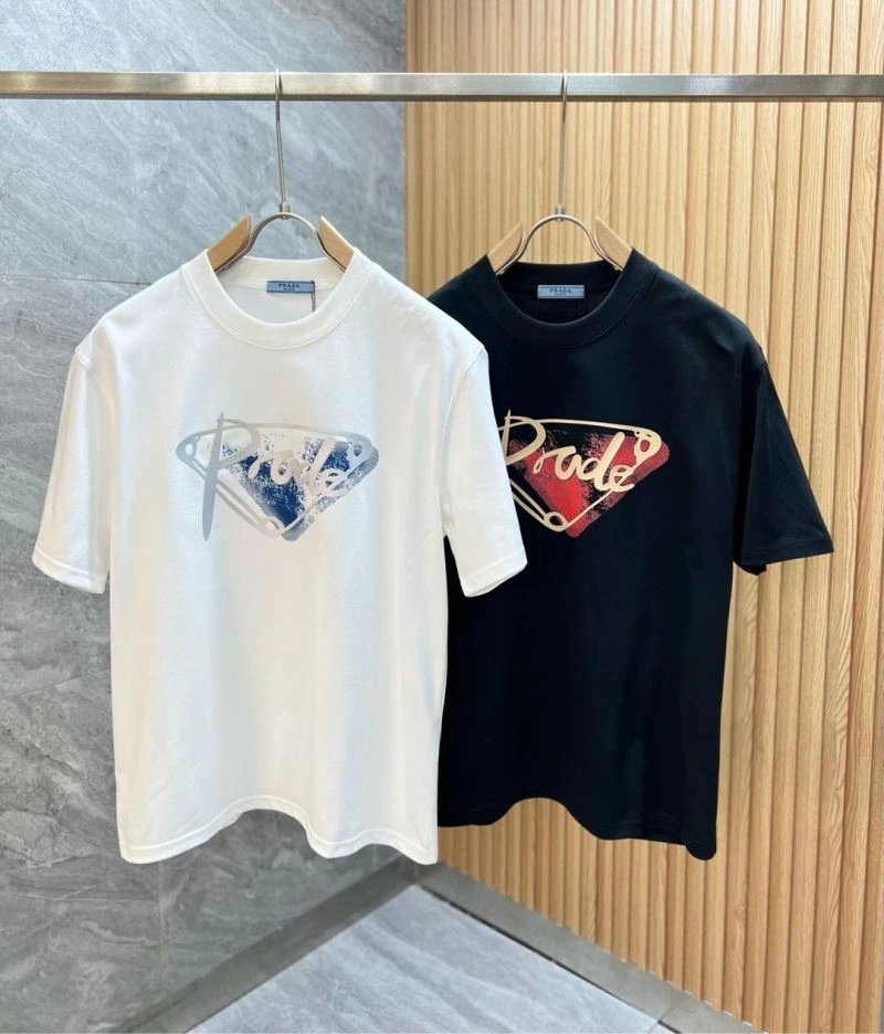 Prada T-Shirts AllSeason 168662