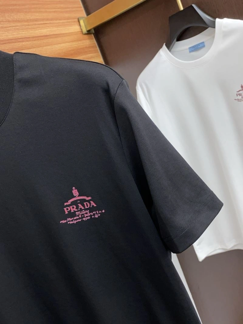 Prada T-Shirts Chic 168663