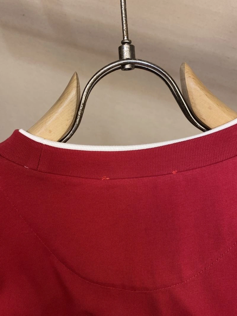 ModernLook Prada T-Shirts 168657