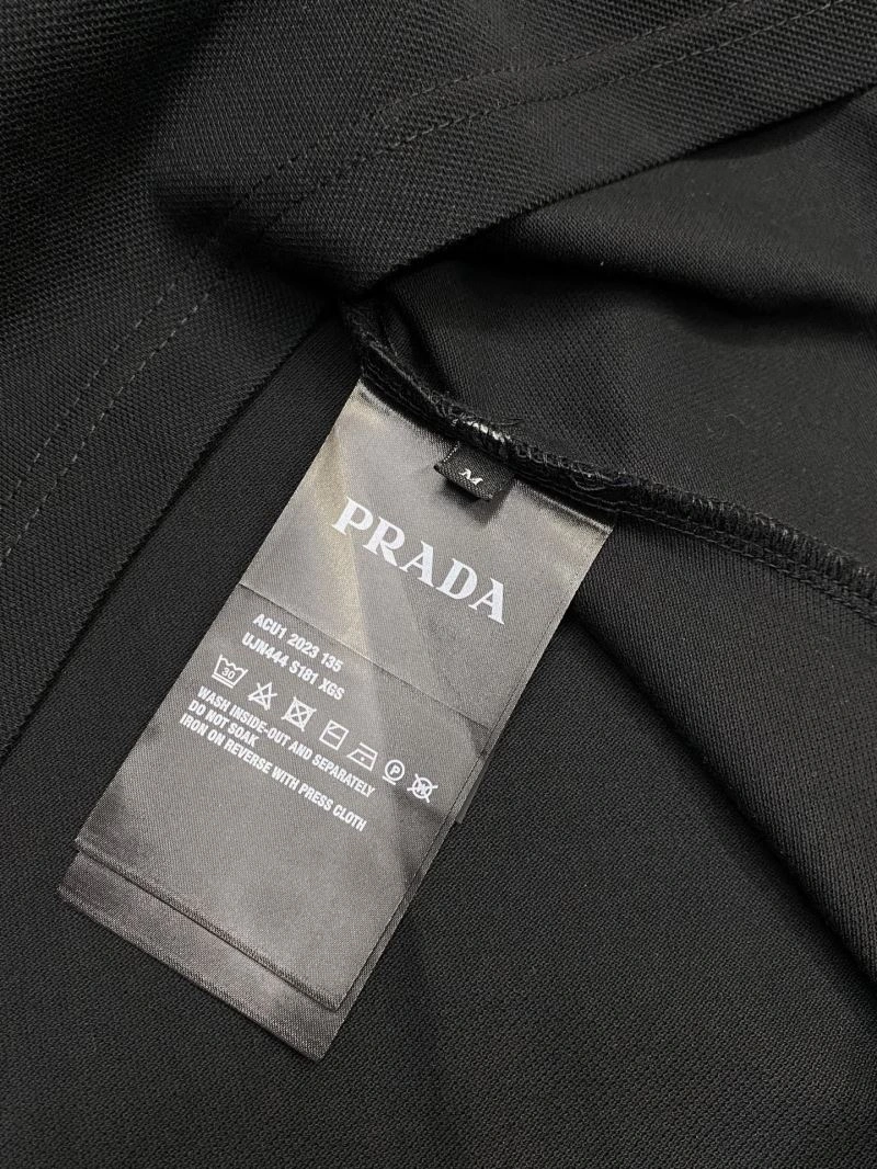 Prada T-Shirts Breathable 168650