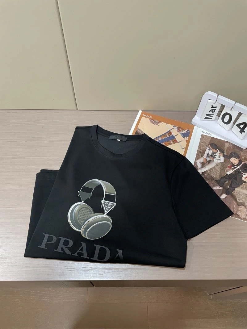 Upgraded Prada T-Shirts 168635