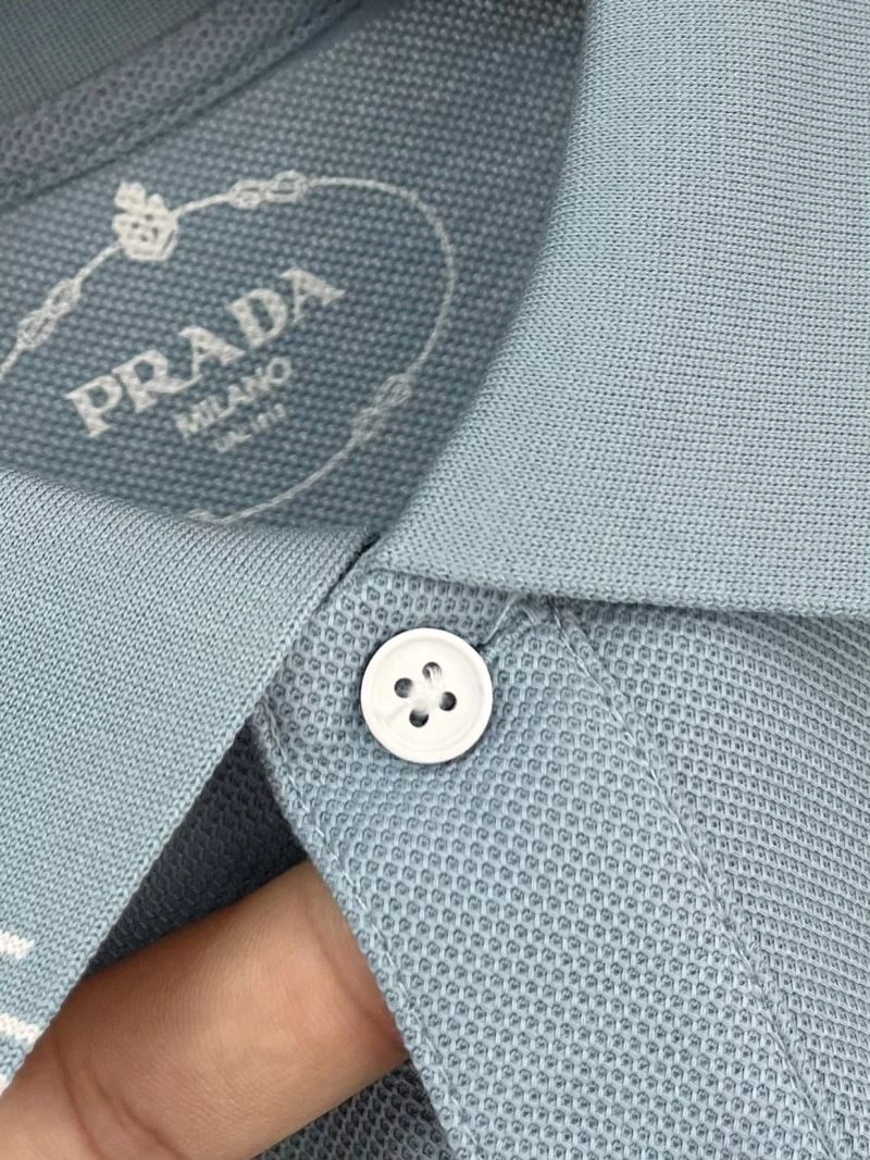 MultiPurpose Prada T-Shirts 168649
