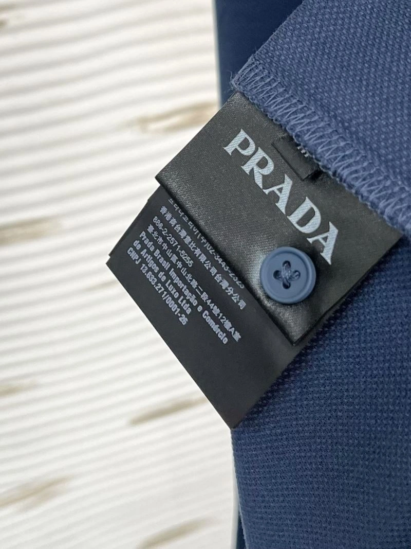 WellDesigned Prada T-Shirts 168646