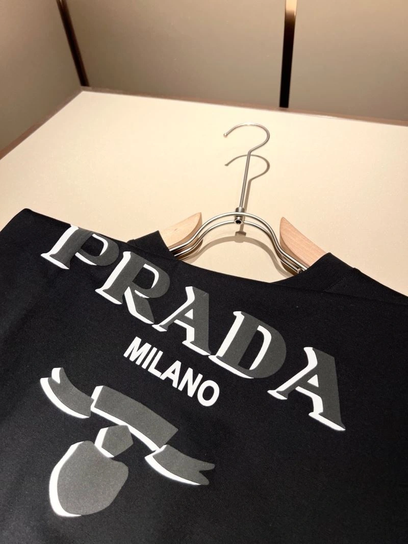 Cozy Prada T-Shirts 168658